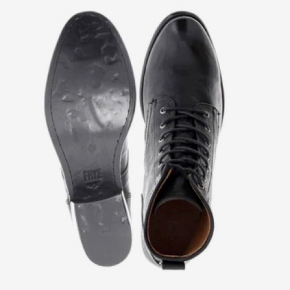 NIB Frye Carson Lace Up Ankle Bootie Sz 6 Black - Picture 5 of 6